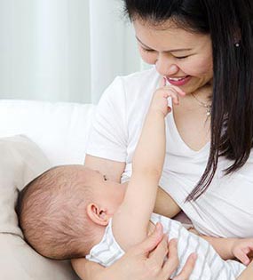 ifps-questionnaires_285px A woman breastfeeding