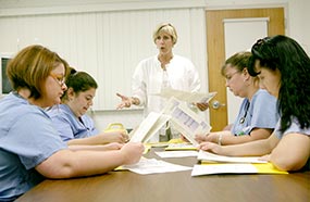 nurse-training-group_285px Nurses in mPINC training