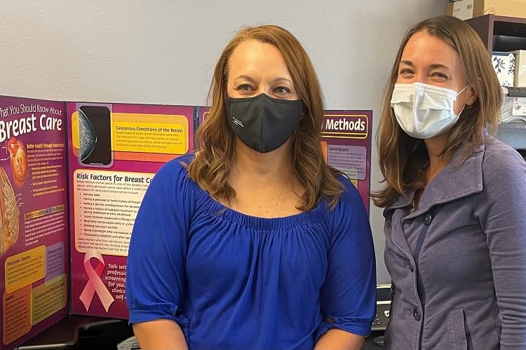 Photo of Francilia Pena and Ashley Gonzalez