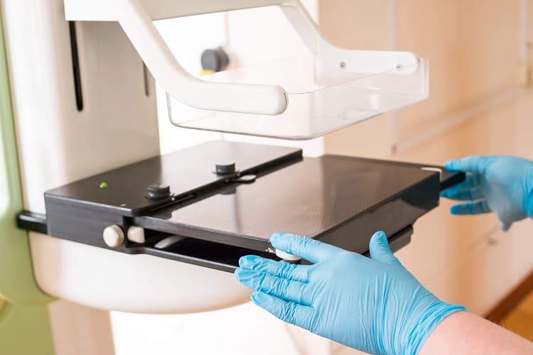 Photo of a mammography machine