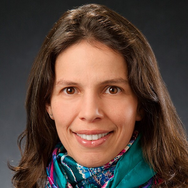 portrait-tati_600x600 Tatiana Lanzieri MD, MPH, Brazil FETP graduate