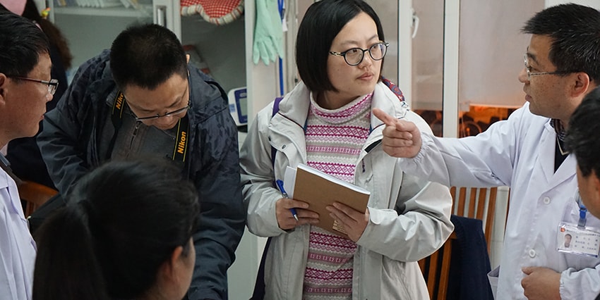 china_850x426 US CDC and Shanghai CDC colleagues along with community doctors in public health discussion