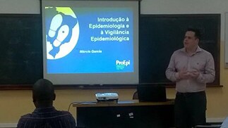 Epidemiologists from the Brazilian Association of Epidemiology Professionals (ProEpi) facilitated the training. ProEpi is a long-time partner of INS in Mozambique.