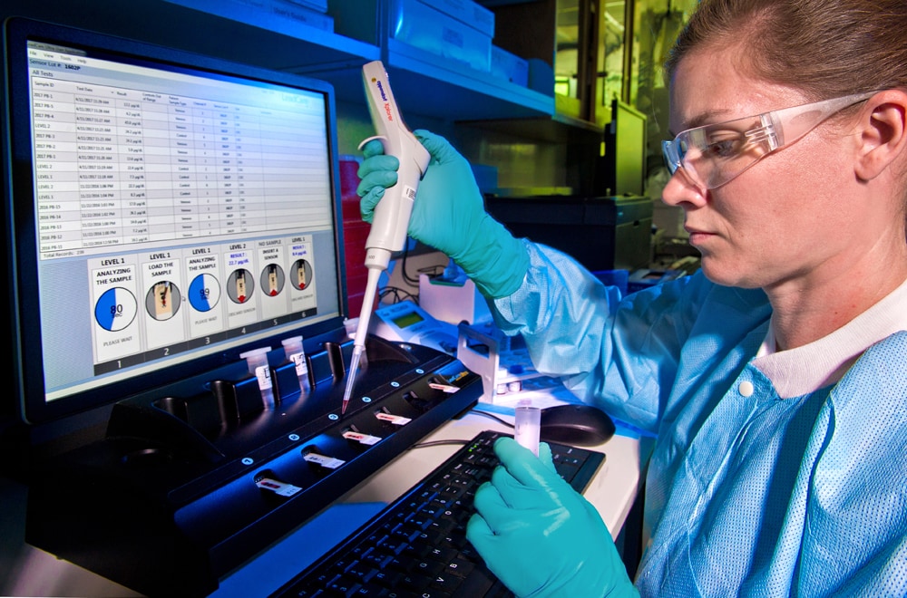 IMPROVING-CDC-LAB-SAFETY CDC Lab Worker