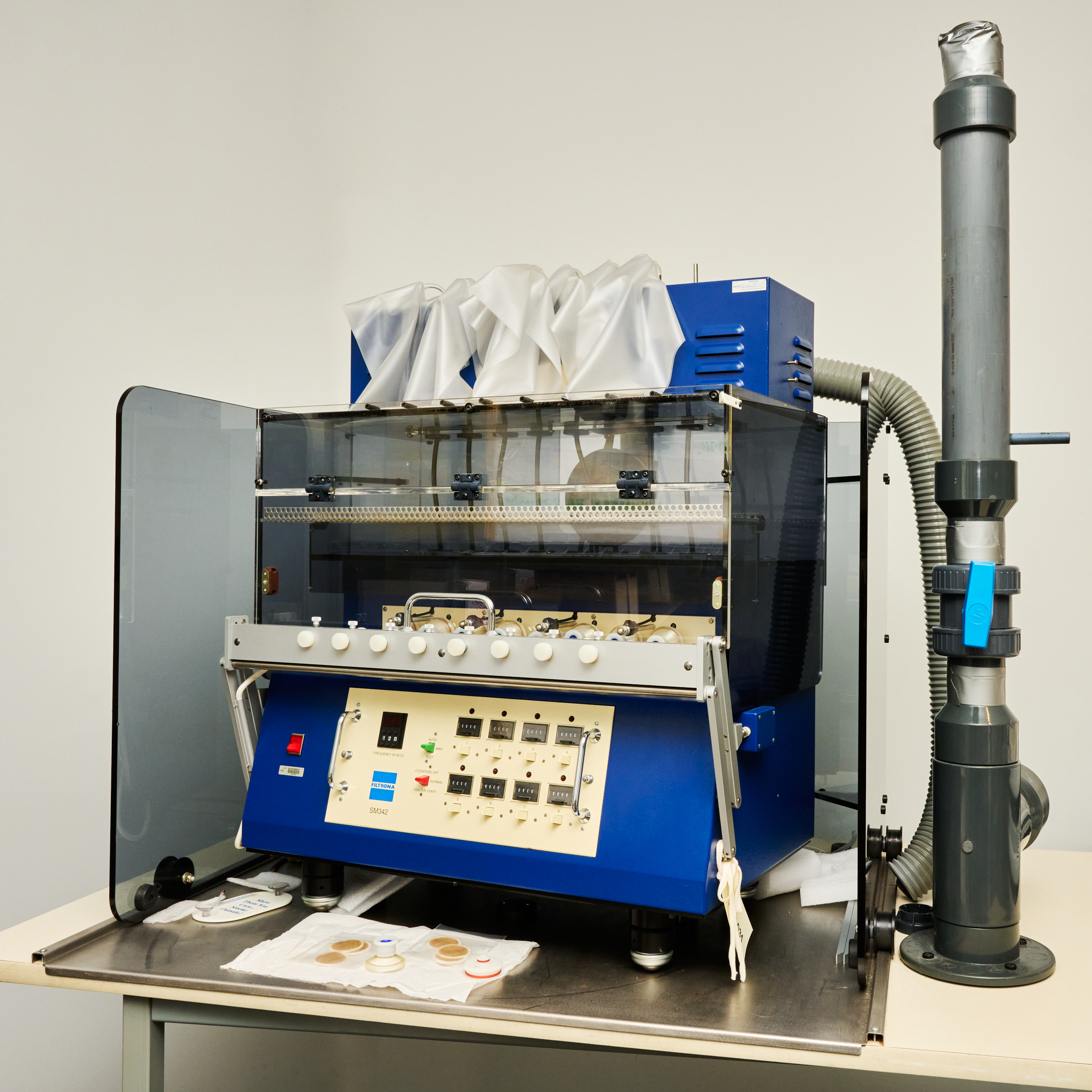 outofcdcmcollection01 Harmonized 8 Channel Smoking Machine (1994) that was used by the CDC Tobacco Laboratory till the early 2000s