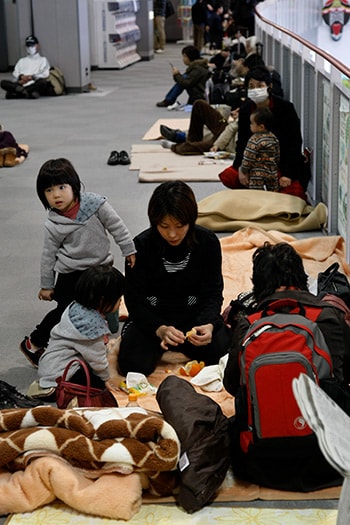 Families sheltering indoors after a radiation hazard Families sheltering indoors after a radiation hazard