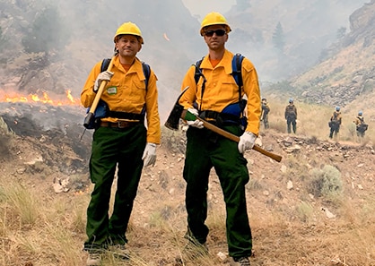 kenny_bradley NIOSH researchers observe firefighting activities as part of the 2018 Wildland Firefighter Exposure and Health Effects (WFFEHE) study.