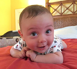 kate-baby "Simplemente oí a mi hijo llorar. Y fue la mejor sensación porque, pensé, ¡escucha esos pulmones! ¡Escucha como llora ese bebé! Ese bebé puede llorar, ese bebé puede respirar”, recuerda Kate.