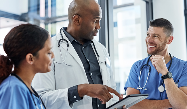 Doctor talking to patients